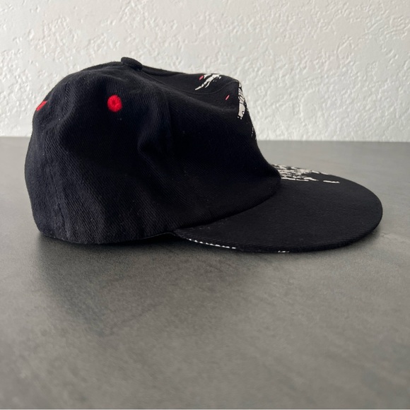 DISNEY PARKS Hat Black Red Angry‎ Mickey Mouse Youth 53-55 cm. Baseball Cap Used - Picture 3 of 6